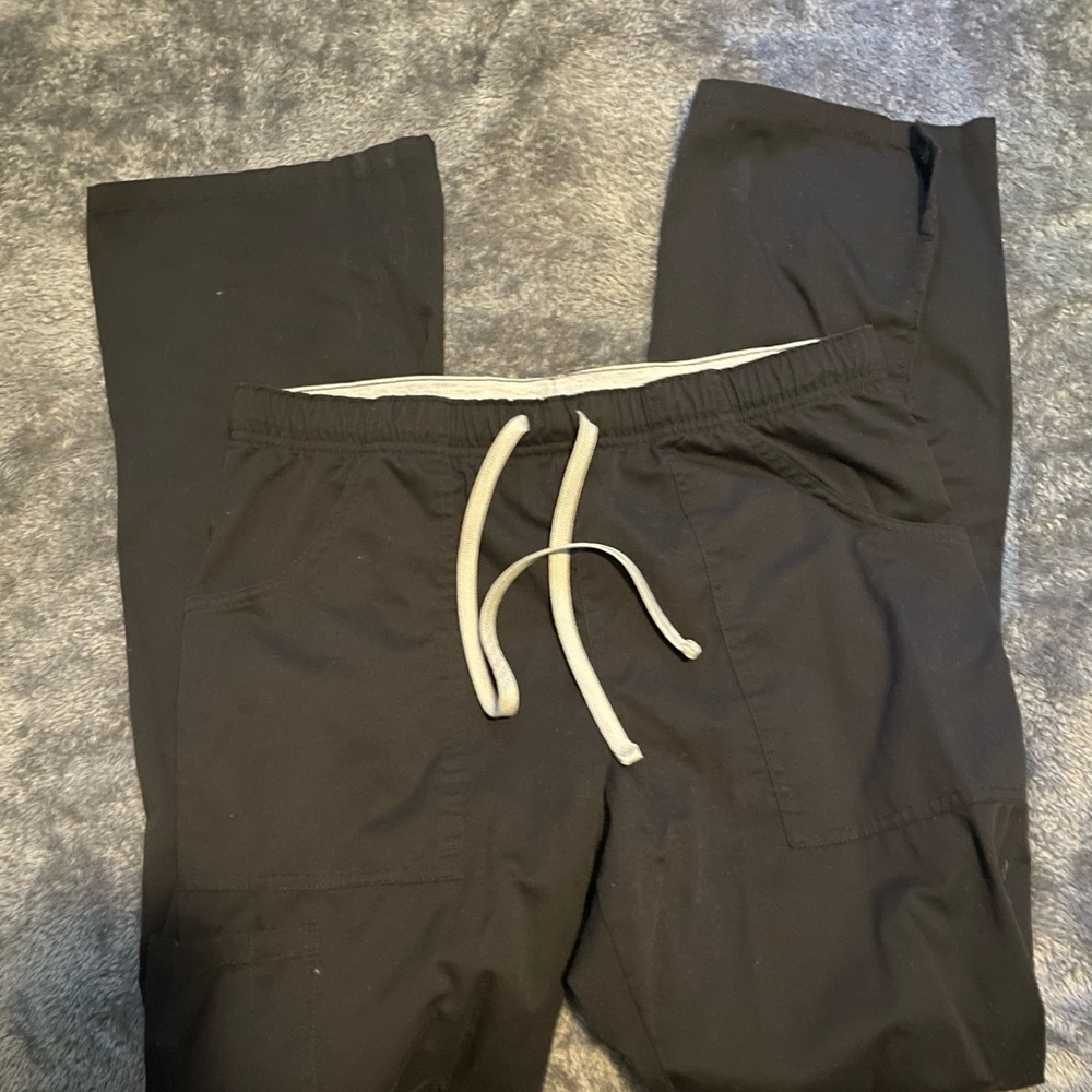 Black scrubs